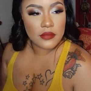 Meet your Posher, Dominique